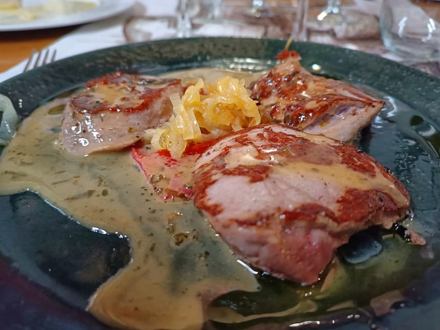 Comer en la Antigua Bodega de los Llanos