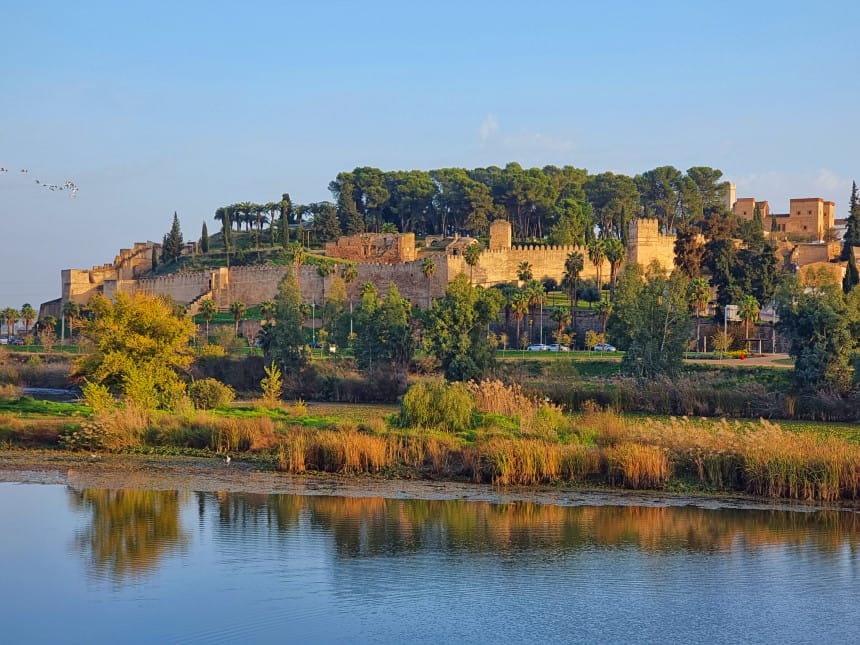 rio Guadiana a su paso por Badajoz